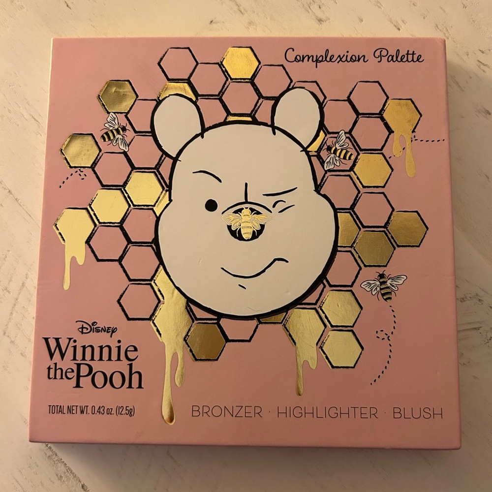 Disney Winnie the Pooh Pink and Gold Complexion Palette